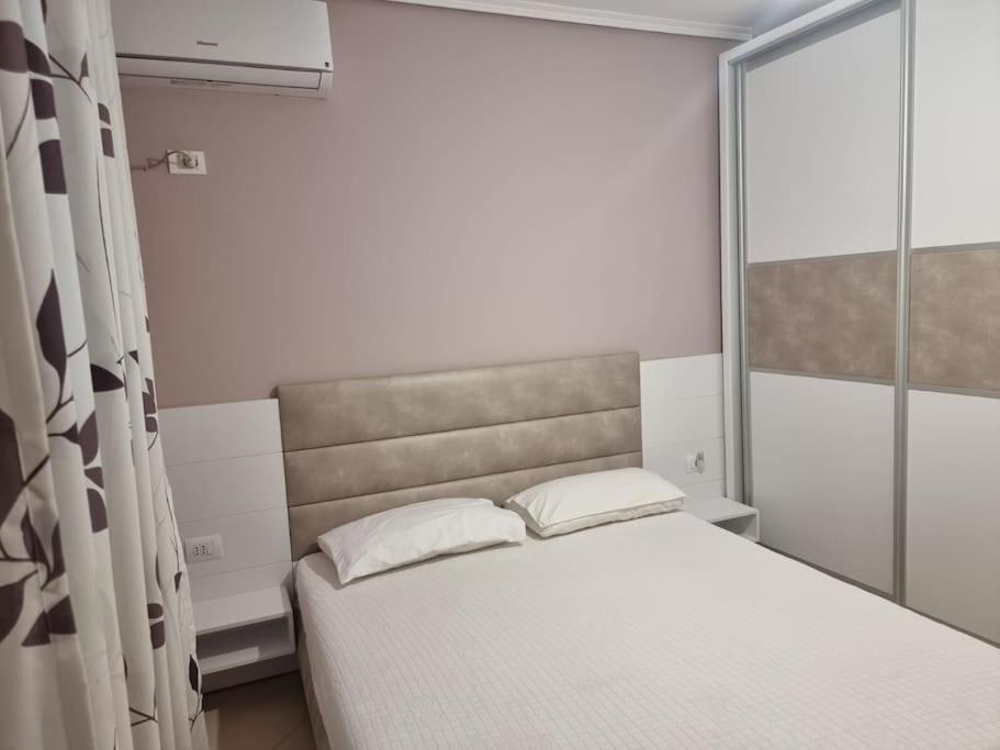 Two Suns Apartament Saranda Dış mekan fotoğraf