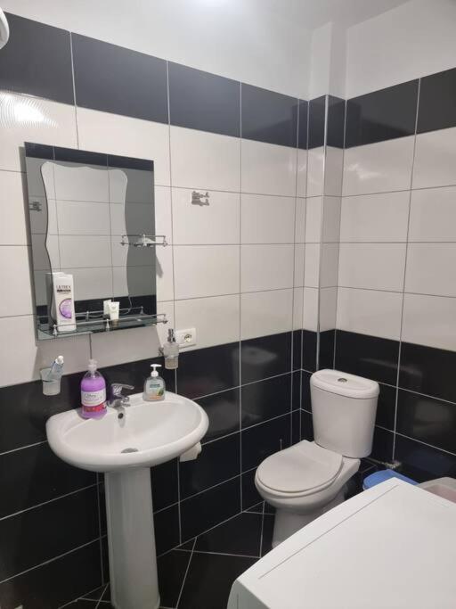 Two Suns Apartament Saranda Dış mekan fotoğraf